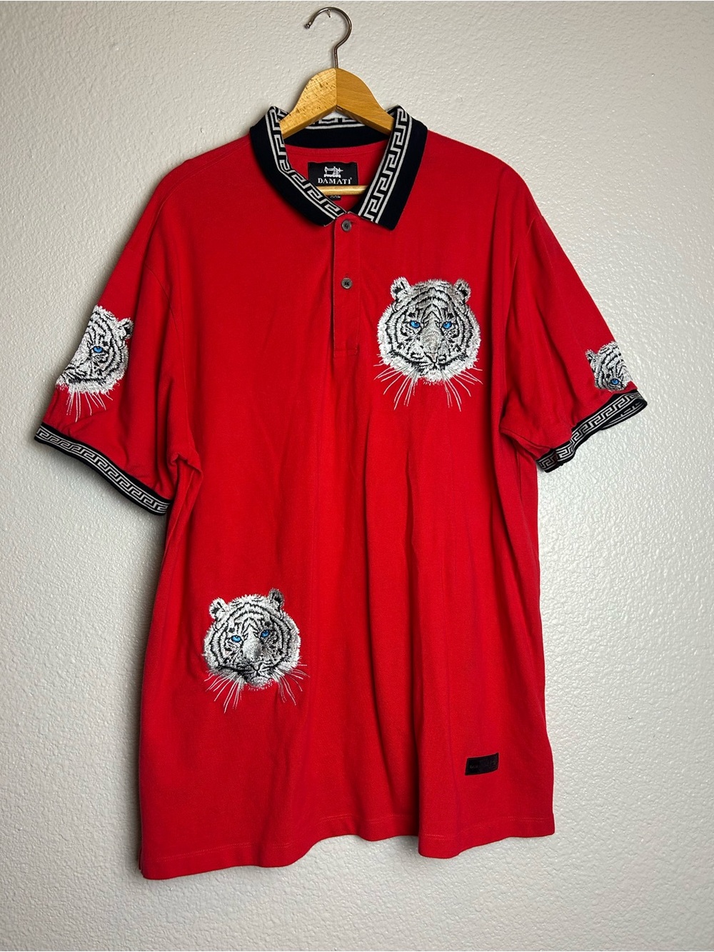 Damati Jeans Los Ángeles Size XXL Mens Red Tiger Embroidered Polo Shirt